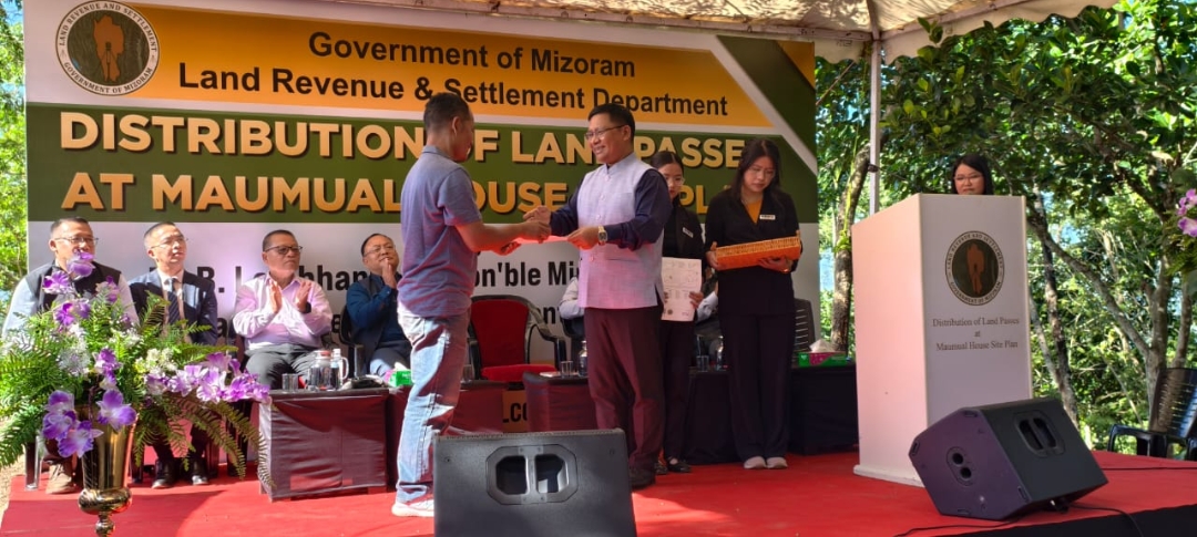 Revenue Minister-in land pass a sem