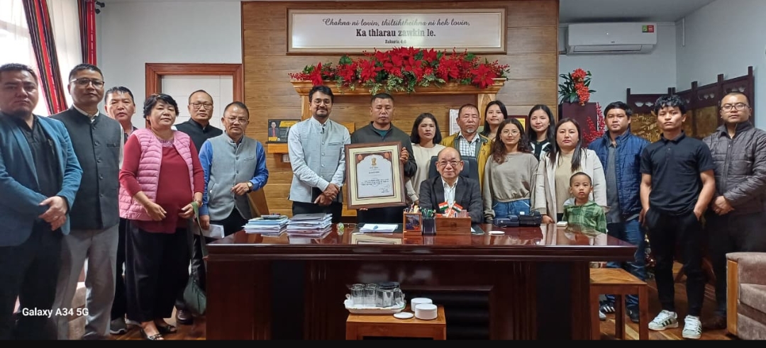 Huaisen chawimawina hlan