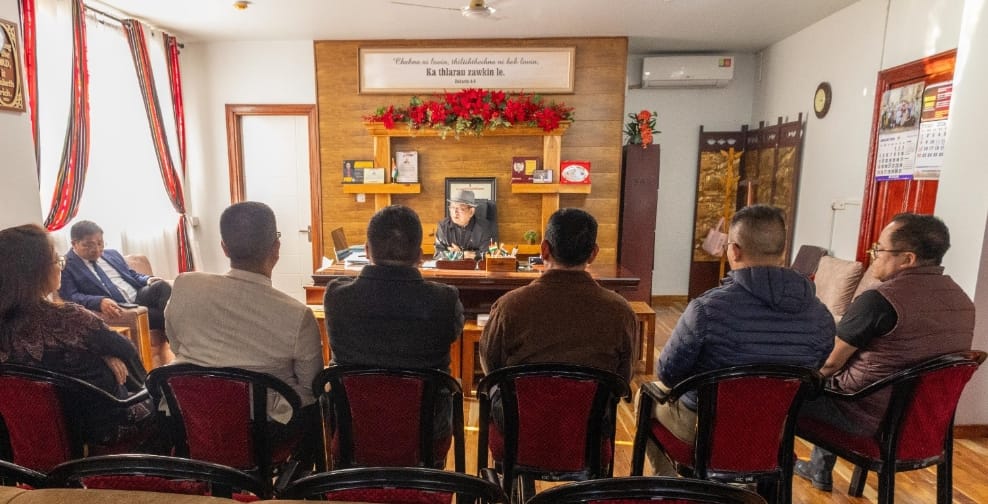 HM-in official-te a kawm