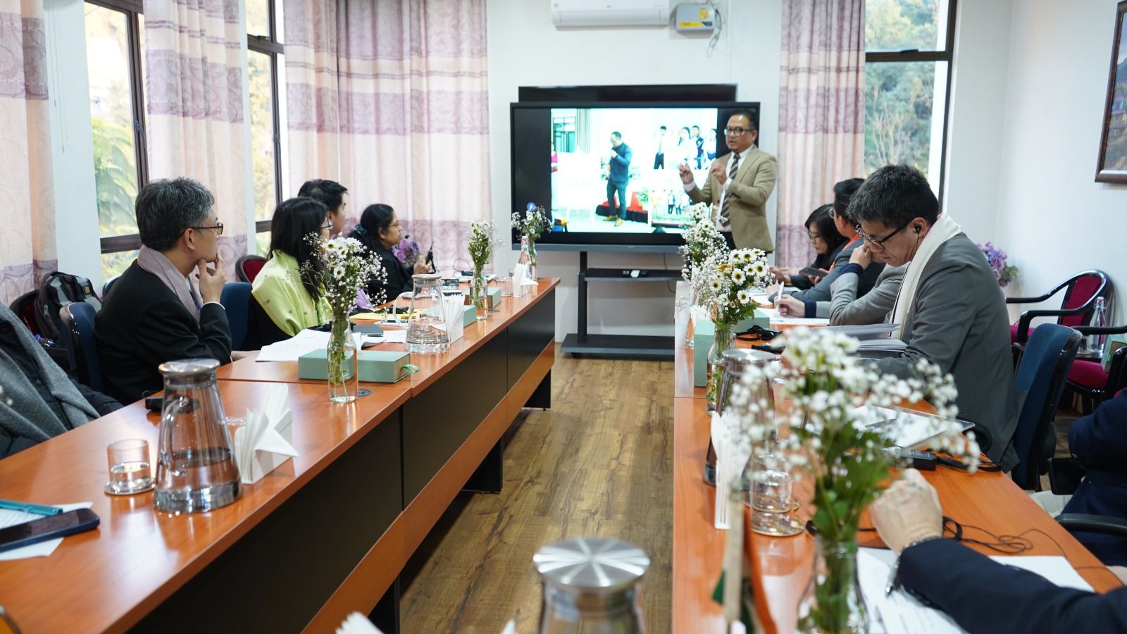 Taiawn Vice Minister Team an rawn zin