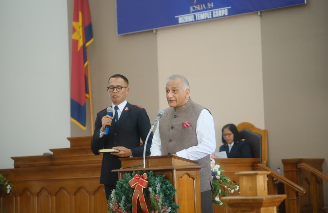 Aizawl Temple-ah Governor a inkhawm