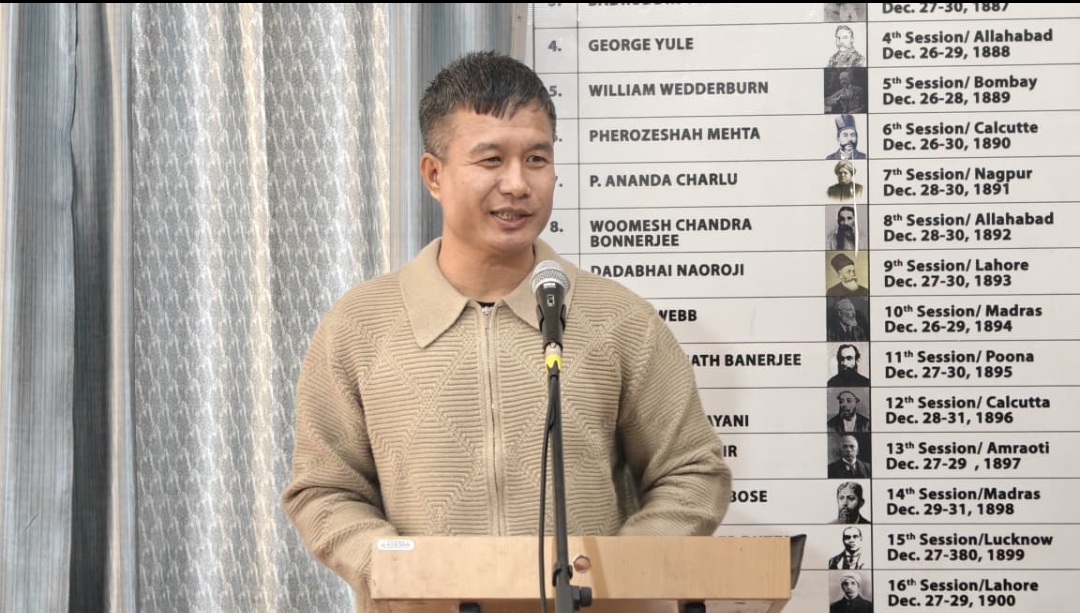 Congress Bhavan-ah Prof. James LT Thanga’n thu a sawi