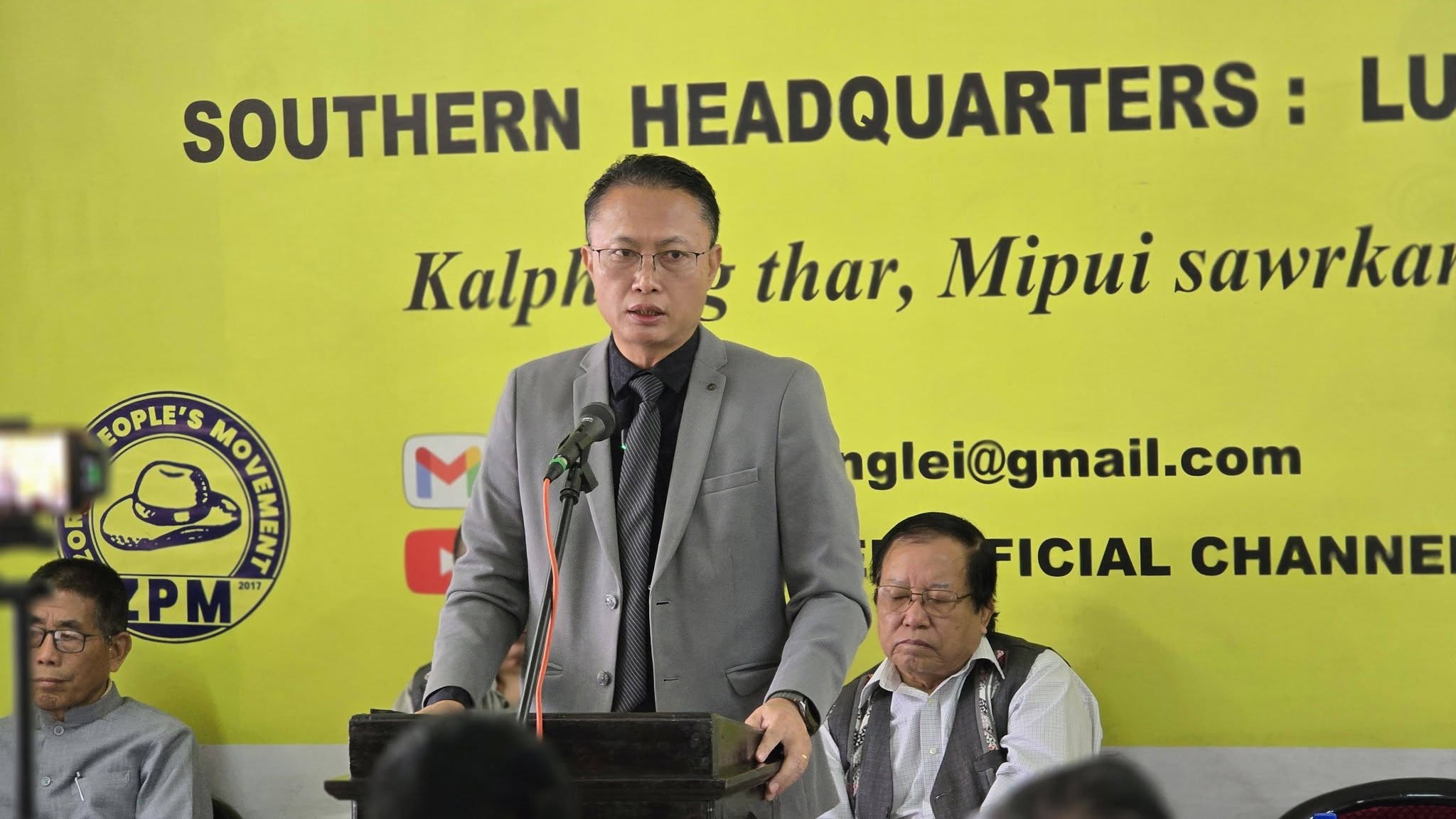 Pathian hmaa dinpui tlakin kan thawk – T Lalhlimpuia