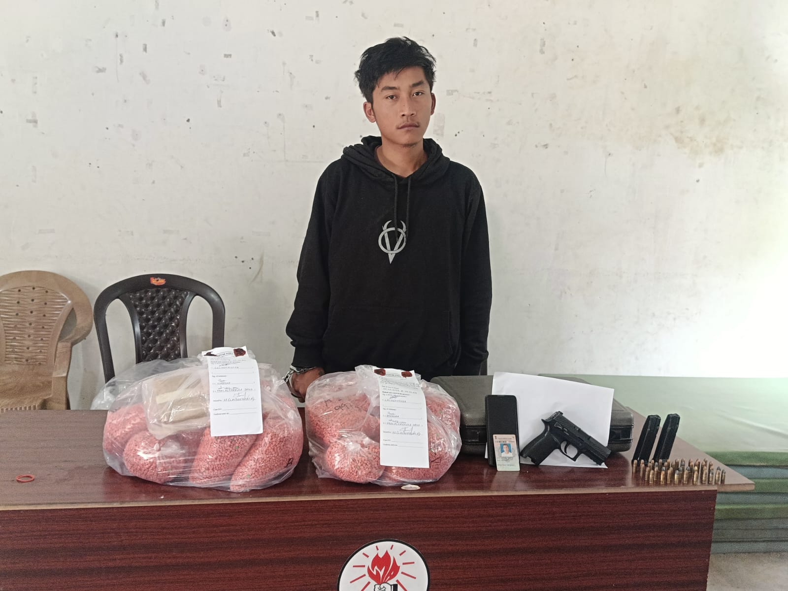 Meth leh pistol an man