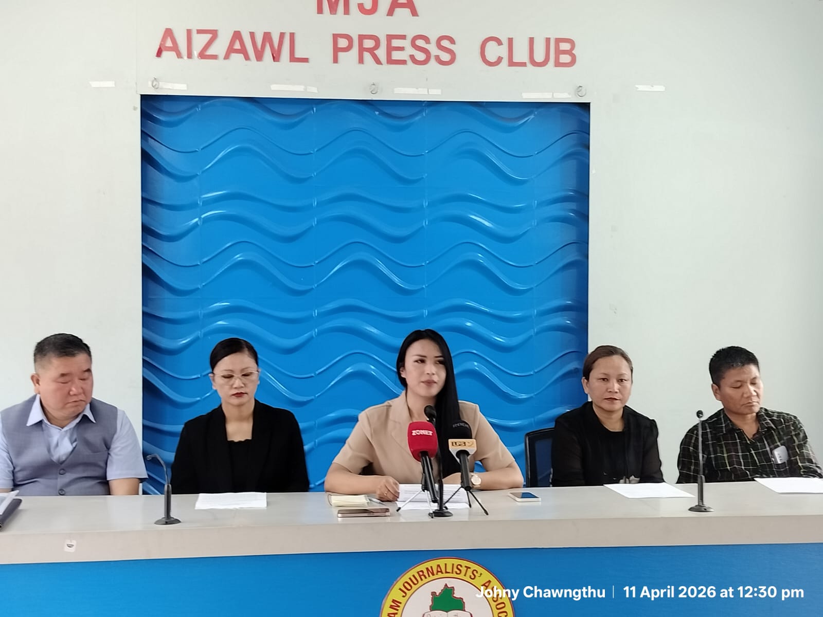 R Lalnunthari’n press conference a ko