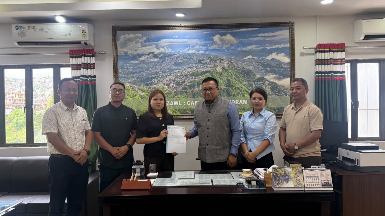 Aizawl Mayor hnenah report thehlut