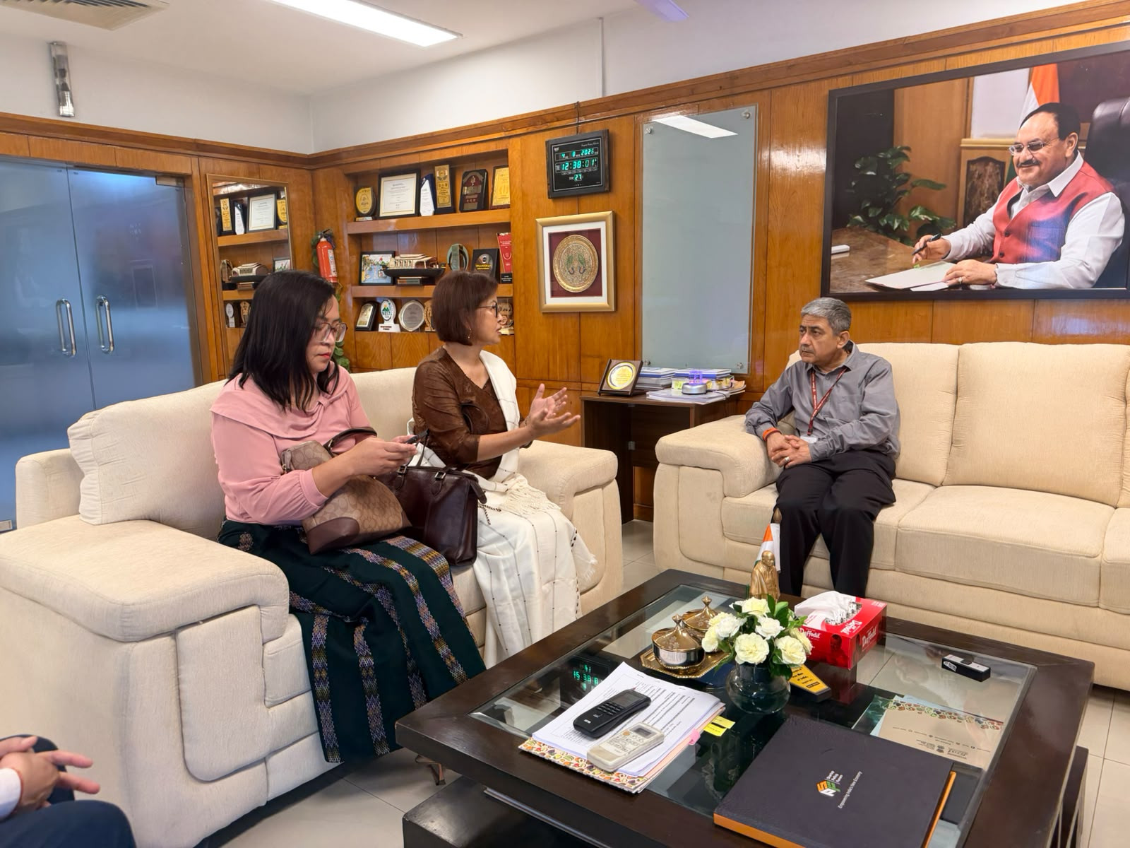 Health Minister-in FSSAI CEO a kawm