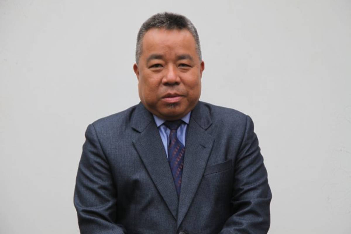 High Court-ah Robert Romawia